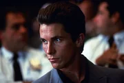 Als der rassistische Million&auml;rssohn Wade (Christian Bale) einen Schwarzen zu Tode pr&uuml;gelt, kann der Cop Shaft den M&ouml;rder festnehmen. Doch dann wird dieser auf Kaution freigelassen ...
