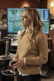 Ellie Bishop (Emily Wickersham) Ellie Bishop (Emily Wickersham)