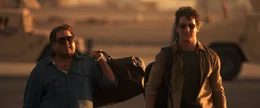 Efraim Diveroli (Jonah Hill, l.); David Packouz (Miles Teller, r.)