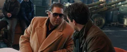 (v.l.n.r.) Efraim Diveroli (Jonah Hill); David Packouz (Miles Teller);