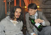 Gerner (Wolfgang Bahro, r.) l&auml;sst seine Wut und Entt&auml;uschung an Murat (Cem Erzincan) aus.