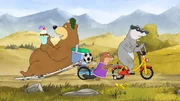 Dr. Brumm, Bibi, Dachs und Pottwal auf dem Weg nach Hause. Dr. Brumm isst genüsslich einen Eisbecher. Dr. Brumm, Bibi, Dachs und Pottwal auf dem Weg nach Hause. Dr. Brumm isst genüsslich einen Eisbecher.