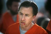 Dr. Cal Lightman (Tim Roth) l&auml;sst sich in ein Gef&auml;ngnis einschleusen, um unauff&auml;llig mit einem grausamen Serient&auml;ter in Kontakt zu kommen.