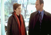Elliot Stabler (Christopher Meloni) macht sich Sorgen um Olivia Benson (Mariska Hargitay). Ein unbekannter M&ouml;rder hat es auf sie abgesehen.