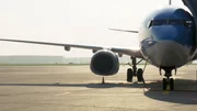 Die Maschine der TUI am Gate: Es bleiben ca. 45 Minuten, um die Maschine auf den n&auml;chsten Flug vorzubereiten. Weitere Fotos auf Anfrage.