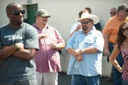 Bubba (2.v.l.); Rick (M.) Bubba (2.v.l.); Rick (M.)