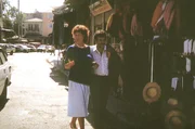 Martha Haslbeck (Veronika Fitz) genießt mit Costa (Janis Kiriakidis) fernab von allen Hausmeisterpflichten den Urlaub in Griechenland. Doch schon bald wird das Glück durch Costas Ex-Ehefrau getrübt. Martha Haslbeck (Veronika Fitz) genießt mit Costa (Janis Kiriakidis) fernab von allen Hausmeisterpflichten den Urlaub in Griechenland. Doch schon bald wird das Glück durch Costas Ex-Ehefrau getrübt.