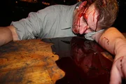 Wieso mussten drei Menschen in einer Bar sterben? Zufall oder war es eine geplante Tat? Wieso mussten drei Menschen in einer Bar sterben? Zufall oder war es eine geplante Tat?