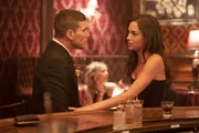 Special Agent Leroy Jethro Gibbs (Austin Stowell, l.); Special Agent Lala Dominguez (Mariel Molino, r.)