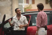 M&eacute;lissa (Sonia Rolland) konfrontiert ihren Sohn (Benjamin Douba-Paris) mit der Frage, woher er das neue Auto hat. Sie hat einen b&ouml;sen Verdacht.