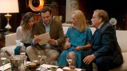 V. li. n. re.: Die DNA-Tests enth&uuml;llen gro&szlig;e &Uuml;berraschungen f&uuml;r Alice (Chlo&eacute; Coulloud), Fran&ccedil;ois (Julien Pestel), Nicole (Sylvie Testud) und G&eacute;rard (Didier Bourdon).