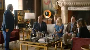 Die Familienzusammenf&uuml;hrung verl&auml;uft anders als erwartet (v. li. n. re.): Fr&eacute;d&eacute;ric (Christian Clavier), G&eacute;rard (Didier Bourdon), Nicole (Sylvie Testud), Fran&ccedil;ois (Julien Pestel), Alice (Chlo&eacute; Coulloud) und Catherine (Marianne Denicourt).