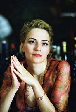 Paula (Martina Gedeck), die ruhelose Mutter, die es nie lange bei einem Mann aush&auml;lt ...