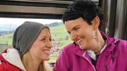 Anna Lena Dörr (links) und Jodellehrerin Hedwig Roth. Anna Lena Dörr (links) und Jodellehrerin Hedwig Roth.