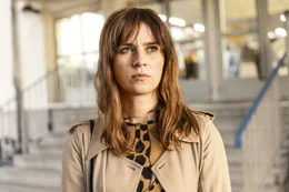 Jule (Nora Tschirner).