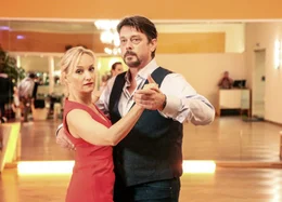 Eva Merz (Eva Herzig), Sascha Bergmann (Hary Prinz).