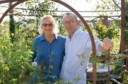 Die heutige Gartenreise f&uuml;hrt in den mediterranen Garten von Petra Wichert und ihrer Familie im baden-w&uuml;rttembergischen Sipplingen mit Blick auf den Bodensee. -  Petra und Hans Peter Wichert