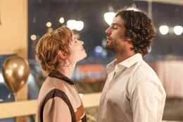 Karla (Karoline Herfurth, l.) und Ole (Aaron Altaras)