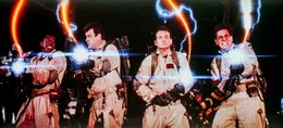 Ernie Hudson (Winston Zeddemore), Dan Aykroyd (Dr. Stantz), Bill Murray (Dr. Venkman), Harold Ramis (Dr. Spengler).