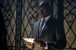 Lance Reddick (Charon).