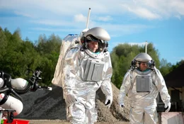 Die Analog-Astronauten Anika Mehlis und Simone Paternostro.