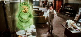 Rick Moranis (Louis Tully).