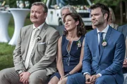 Die Innsbrucker Gerichtsmedizinerin Dr. Simone Katzian wird get&ouml;tet; die Ermittlungen der SOKO konzentrieren sich auf einen Kardiologen-Kongress und Dr. Moritz Thonhauser. Im Bild (v.li.): Ferry &Ouml;llinger (Kroisleitner), Julia Cencig (Nina Pokorny), Jakob Seeb&ouml;ck (Lukas Roither).