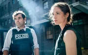 Andreas Döhler (Torsten Wächter), Friederike Becht (Sonja ‚Sunny‘ Becker). Andreas Döhler (Torsten Wächter), Friederike Becht (Sonja ‚Sunny‘ Becker).