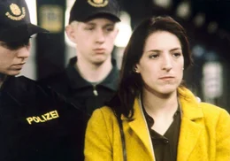 Sandra Bra (Alena Fialova).