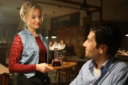 Salvatore (Fabrizio Bucci) und Romy (Eva Herzig).