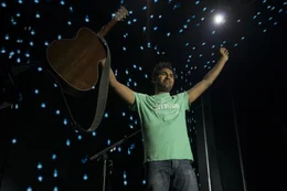 Himesh Patel (Jack Malik).
