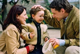 Sandra Bra (Alena Fialova), Martin Puntigam (Rudi Z&ouml;chinger).