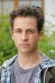 Christian Volkmann (Felix Henke). Christian Volkmann (Felix Henke).