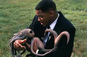 Nicht alle Aliens stellen eine Gefahr f&uuml;r die Welt dar. Agent J (Will Smith) hat den Auftrag, nur die Unerw&uuml;nschten zu vernichten ...