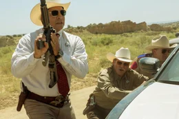 Alberto Parker (Gil Birmingham, l.); Marcus Hamilton (Jeff Bridges, M.)