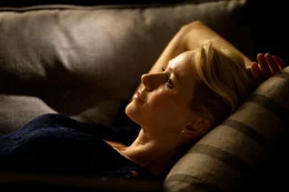 Als Tom mitbekommt, dass sein bester Kumpel mit seiner Mutter schl&auml;ft, macht er sich an dessen Mutter Lil (Naomi Watts) ran. Doch aus der zaghaften Ann&auml;herung entwickelt sich mehr ...