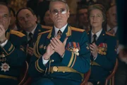 General Korchnoi (Jeremy irons)