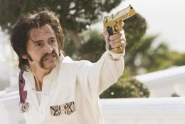 Gangsterboss El Huron alias "Das Wiesel" (Clifton Collins Jr.) hat noch eine Rechnung mit Chev Chelios offen...