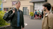 Dragan (Florian Thunemann, l.) versucht vergeblich, einen Schritt auf Nick (Raphael Kalkowski) zuzumachen.