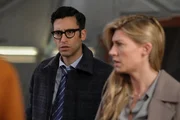 Gary Green (Adam Tsekhman, l.); Ava Sharpe (Jes Macallan, r.) Gary Green (Adam Tsekhman, l.); Ava Sharpe (Jes Macallan, r.)