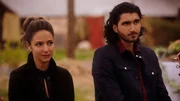 Zari Tarazi (Tala Ashe, l.); Behrad Tarazi (Shayan Sobhian, r.) Zari Tarazi (Tala Ashe, l.); Behrad Tarazi (Shayan Sobhian, r.)