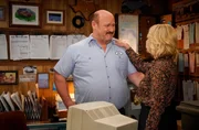 Jim McAllister (Will Sasso, l.); Audrey McAllister (Rachel Bay Jones, r.) Jim McAllister (Will Sasso, l.); Audrey McAllister (Rachel Bay Jones, r.)
