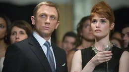 James Bond (Daniel Craig) und MI6 Agent Fierlds (Gemma Arterton)James Bond (Daniel Craig) und MI6 Agent Fierlds (Gemma Arterton)