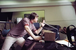 Brian Wilson von den Beach Boys leitet 1966 in Los Angeles vom Kontrollraum aus die Aufnahmen f&uuml;r das Album &bdquo;Pet Sounds&ldquo;.