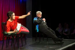 MDR FERNSEHEN DER LANGE LANGE-ABEND, "Eine Hommage an Bernd-Lutz Lange", am Samstag (12.07.25) um 20:15 Uhr. Nur einmal im Jahr sind Katrin Weber und Bernd-Lutz Lange im Leipziger academixer-Keller zu Gast. Pointenreich pr&auml;sentieren sie dann im Ping-Pong-Takt Kindheitserlebnisse, Jugends&uuml;nden, Pubert&auml;tskrisen und nat&uuml;rlich ihr reichlich erfolgreiches berufliches Schaffen. Katrin Weber und Bernd Lutz-Lange