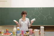 F&uuml;r "Terra Xplore" geht Thora Schubert den Fragen nach, wie schlimm Weichmacher, PFAs und Co. sind, ob und wieviel davon in unserem K&ouml;rper zu finden ist und davon eine Gefahr ausgeht.
