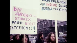 Demonstration f&uuml;r den Verbleib der Arena und eine Nutzung f&uuml;r Kunst, Kultur und soziales Miteinander.