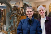 Aufeinandertreffen der beiden Content-Schwergewichte: Pierre M. Krause und Marie Lina Smyrek sind sich direkt sympathisch! Ein Gl&uuml;ck, denn nach einem kurzen Blick hinter ihre Kulissen braucht Marie Lina dringend Pierres Hilfe bei der Suche nach einem Geburtstagsgeschenk.