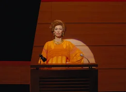 J.K.L. Berensen (Tilda Swinton)