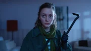 Im Dienst der Gerechtigkeit ist Assistentin Charlie (Mathilde Bundschuh) fast jedes Mittel recht. Im Dienst der Gerechtigkeit ist Assistentin Charlie (Mathilde Bundschuh) fast jedes Mittel recht.